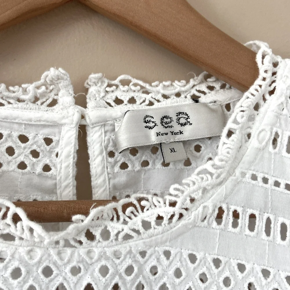 Sea New York White Eyelet Lace Paneled Blouse - Picture 10 of 16